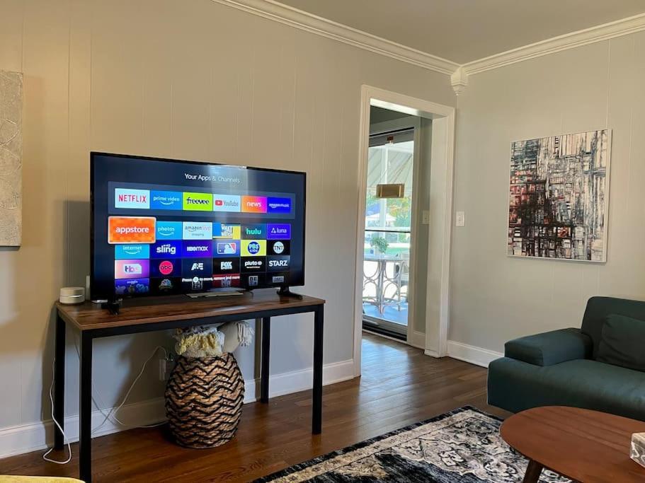 Peaceful Home In Downtown Huntsville With Nice Back Patio! Εξωτερικό φωτογραφία
